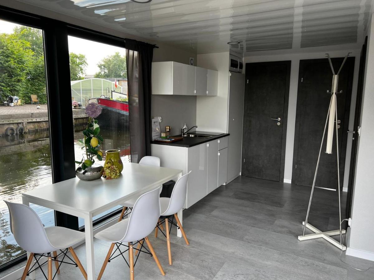 New Houseboat 2 Bedrooms سفارتسلاوْس المظهر الخارجي الصورة